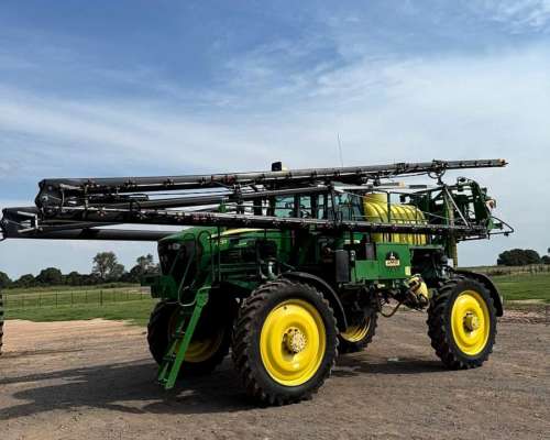 John Deere 4730 año 2017