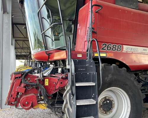 Cosechadora Case IH 2688 - año 2014