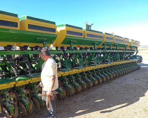 Sembradora Tedeschi 31 a 35.