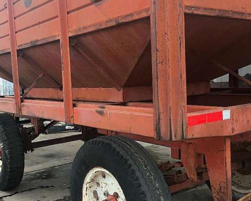 Acoplado Tolva Semillera Vassalli