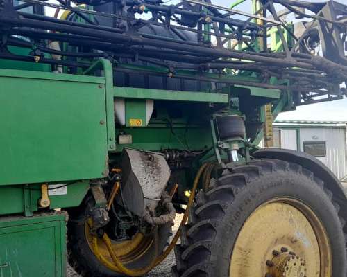 Pulverizadora John Deere 4730 .