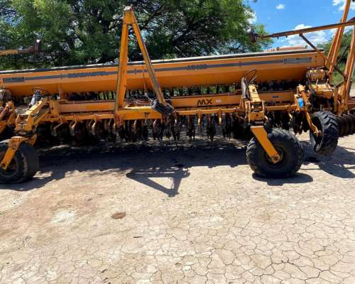 Sembradora Agrometal MX 33