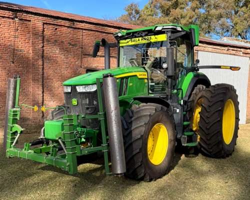 John Deere 7r 230.