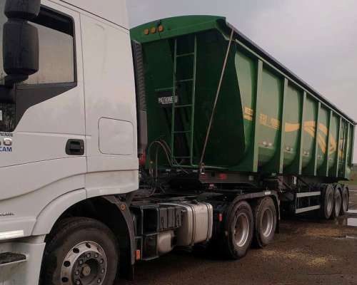 Iveco HI- WAY 440 año 2024 con 100.000 km Batea Patronelli