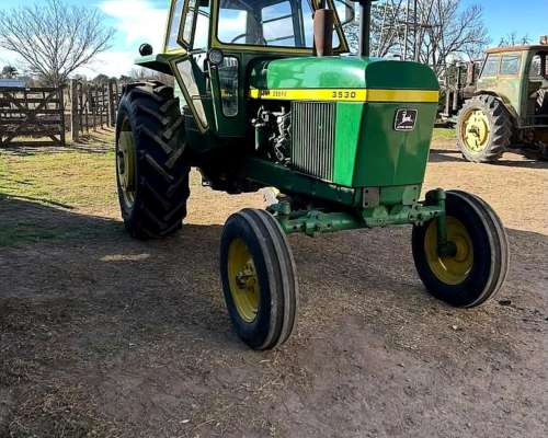Tractor John Deere 3530