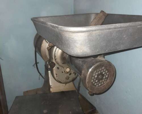 Picadora de Carne Electrica FHS N22