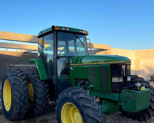 Tractor John Deere 7800, 180 HP, año 1998, 6.700 Hs Motor