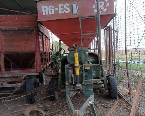 Embolsadora Partidora Richiger R6-es.