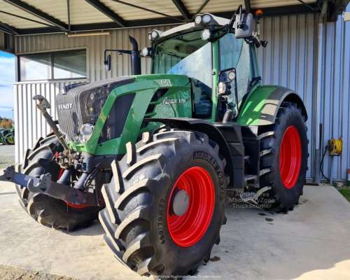 Fendt 860 Vario con Tres Puntos Delantero