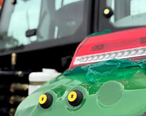 Tractor Chery BY Lion RS1804 180hp Circuito Cerrado