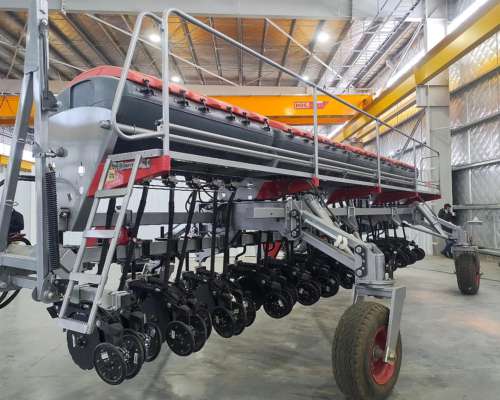 Barra Fertilizadora Crucianelli Fertec, Pozzi Maquinarias SA
