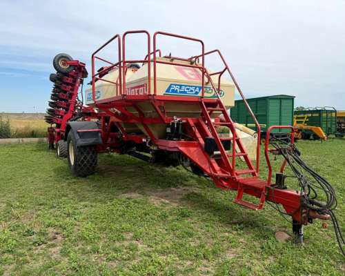 -sembradora Marca Giorgi AIR Drill 51 Líneas a 19 cm o 27 LI