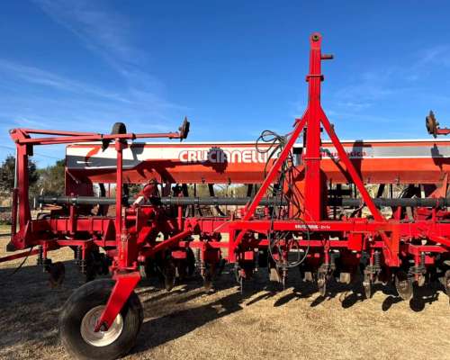 Sembradora Crucianelli Gringa V
