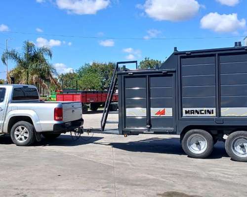 Trailer Acoplado Dron Carrozado 1 y 2 Ejes