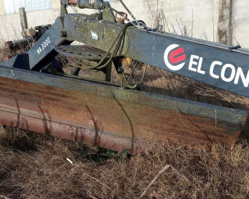 Pala Niveladora el Conde Modelo NA 3000.
