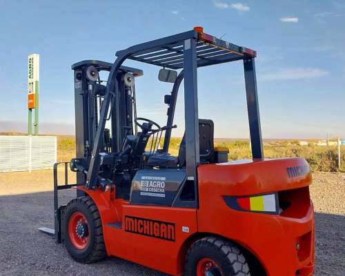 Autoelevador Michigan ME25-45 Promoción Octubre