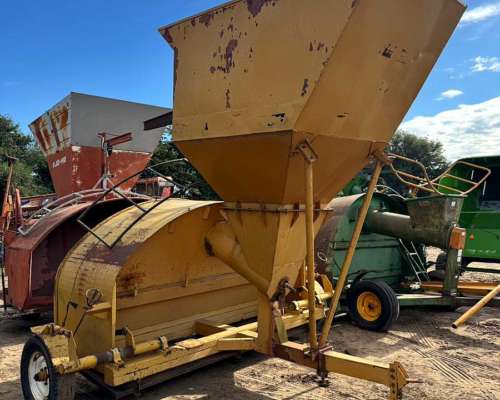 Embolsadora Cerutti EG 9000 Usada 9 Pies