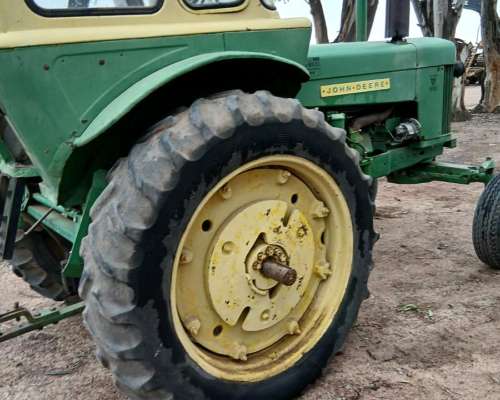John Deere 730 muy Bueno.
