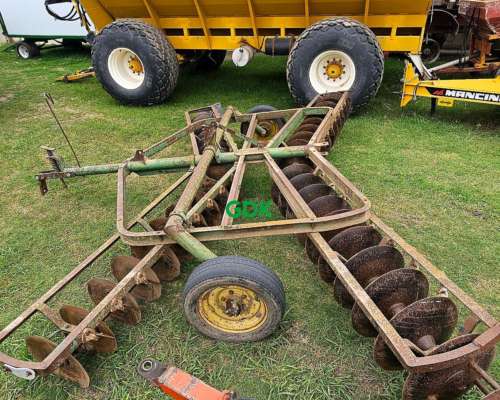 Rastra Doble Accion de 40 Platos X 22. Jhon Deere