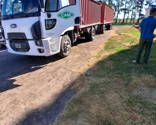 Camión Ford Cargo 1722. Tolva Tipo Vulcano. 300.000 KM.