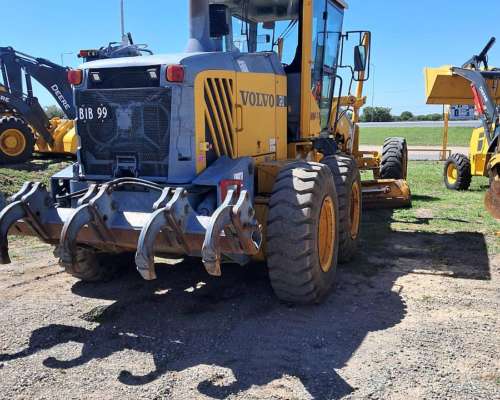 Motoniveladora Volvo G930 Usada