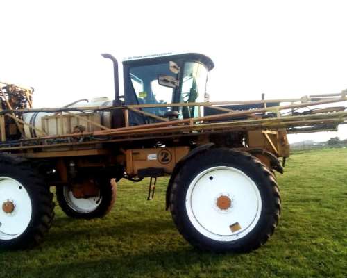 Pulverizadora Terrestre Autopropulsada- AG Chem RO Gator 854