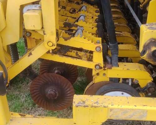 Sembradora Ascanelli de 37 a 17.5 Placa a 35 . - Fert Simple