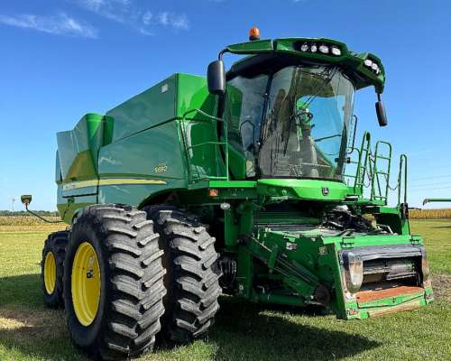 John Deere S680 (doble Tracción)