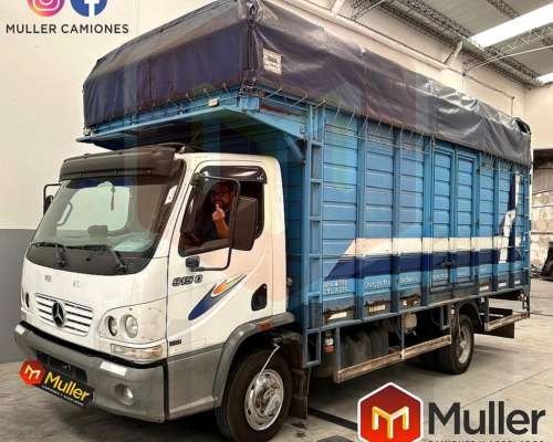 Mercedes Benz Accelo 915 año 2010 con Carroceria