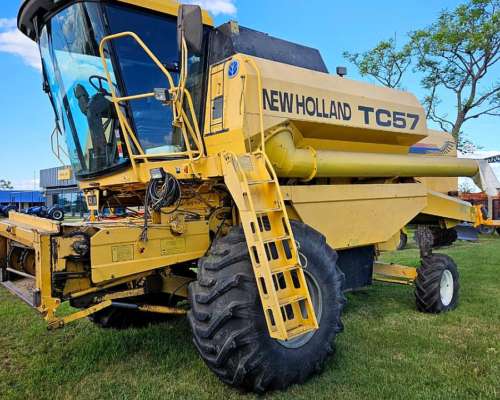 Cosechadora New Holland TC57