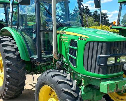 Tractor John Deere 6100d - 2013