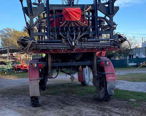 Pulverizador Autopropulsado Ombu Mod. PAO3000 año 2014