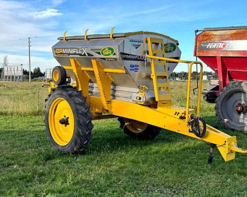 Fertilizadora de Arrastre SR 3200lts
