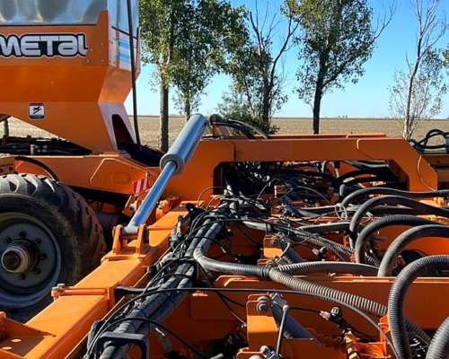 Agrometal APX 24/52 Doble Fertilizacion Liquida