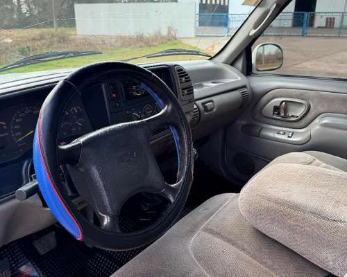 Chevrolet Silverado con Motor Cummins 6 Cilindros año 1998
