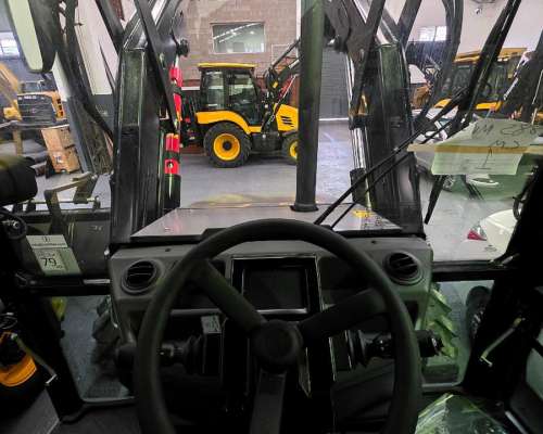 Retropala Europea Cukurova 885 XG 4 X 4 con Plan Agro