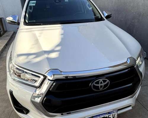 Toyota Hilux SRX 4X4 (2021)