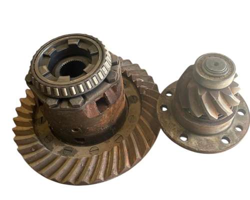 Corona y Piñon Massey Ferguson