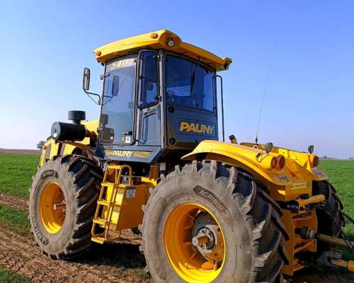Tractor Pauny 540 Bravo, Articulado, 240 HP, año 2020, 1.600