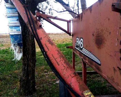 Carro Mezclador/racionador BMB 2.5tn para Cerdos
