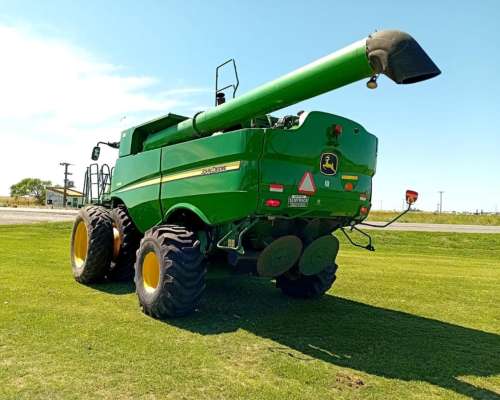 John Deere S660 - año 2015