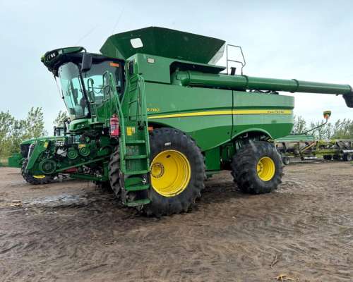John Deere S780 DD año 2022 745 FD
