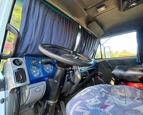 Vw 17-220 año 2011 Tractor con 935.000 km Único Dueño