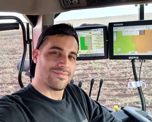 Busco Trabajo de Tractorista/maquinista