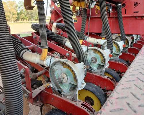 Sembradora Neumatica Bertin 28.000 13 a 52cm