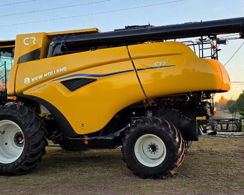 Nueva Cosechadora New Holland CR 7+