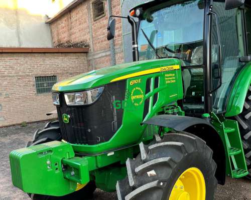 Tractor John Deere 6110e - Contado