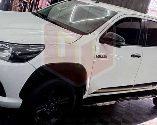 Toyota Hilux Pick-up 2.8 CD Limited 177cv 4X4 AT Modelo 2018