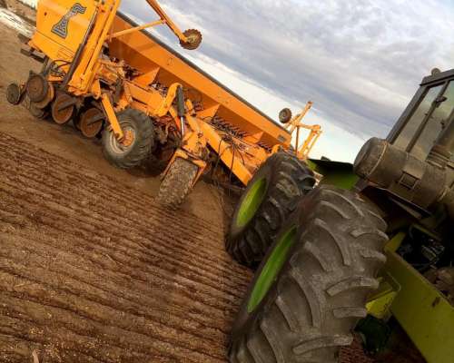 Sembradora Agrometal MX 33/21