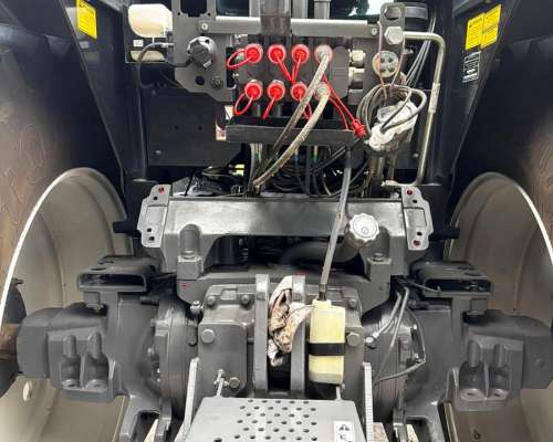 Valtra BT 210. 198 Horas. año 2025.